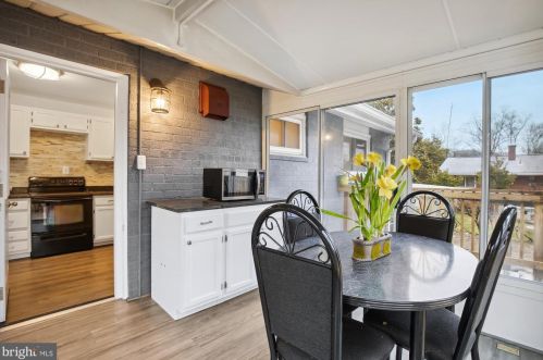 6401 Edsall Rd, Alexandria VA  22312-6411 exterior