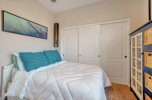 224 Marsalla Dr, Folsom CA 95630-7201 exterior