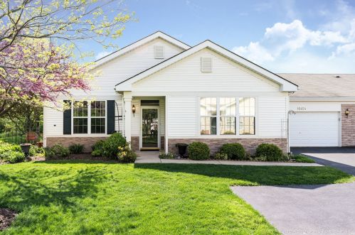 16454 Crescent Lake Dr, Joliet, IL 60403-1647