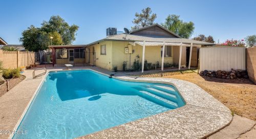 10632 36 Ave, Phoenix AZ 85053-4612 exterior