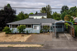 6625 72nd Ave, Portland, OR 97206-7221