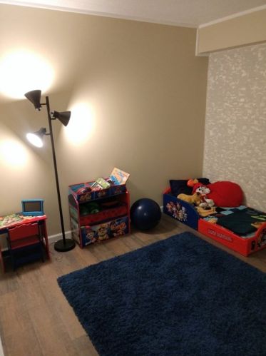 4003 Charlemagne Cir, Pittsburgh PA  15237-2917 exterior