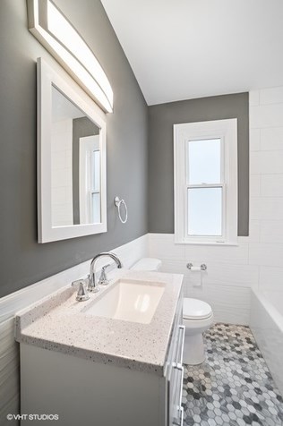 602 90 Pl, Chicago IL 60619-7906 exterior