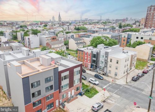 1405 8th St, Philadelphia PA 19122-3501 exterior