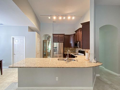 712 Pickfair Ter, Lake Mary FL  32746-5810 exterior