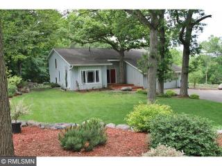 110708 Kings Ln, Chaska, MN 55318-2701