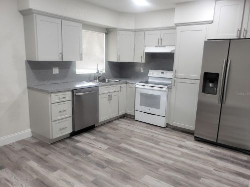 7105 Bonito St, Tampa FL  33617-8405 exterior