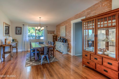 7821 Adams St, Tucson AZ 85719-4237 exterior