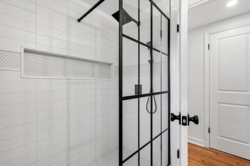 820 Old Thorn Run Rd, Moon Twp PA 15108-1152 exterior