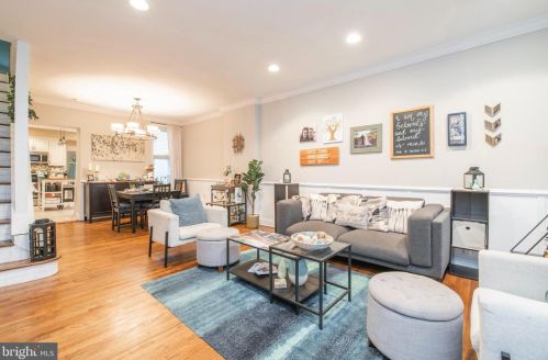 337 Leverington Ave, Philadelphia PA  19128-4738 exterior