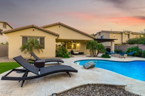 654 Bartlett Way, Chandler AZ  85248-5088 exterior
