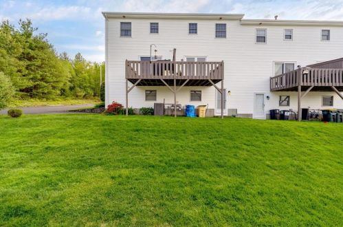 150 Scenery Ln, Providence RI 02919-7506 exterior