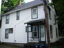 18 Elliot Pl, Newton, MA 02464-1303