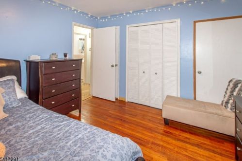 992 Milton Blvd, Rahway NJ 07065-1721 exterior