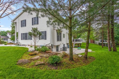 4675 Blue Grass Dr, Grand Rapids MI 49546-6231 exterior