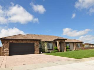 4203 Tapestry Way, Turlock, CA 95382-7448