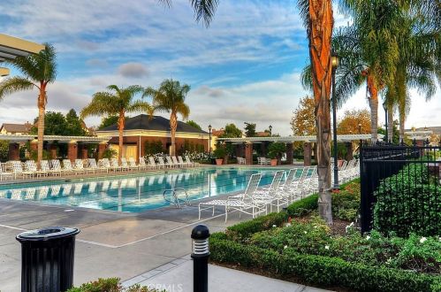 15231 Calverton Way, Tustin CA  92782-1737 exterior