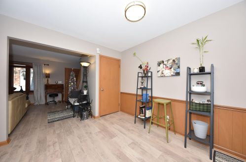 5071 Colonial Ct, Milwaukee WI 53220-2012 exterior