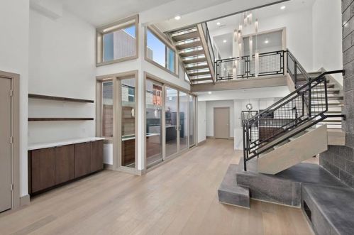 1110 Muriel St, Pittsburgh, PA 15203-1125