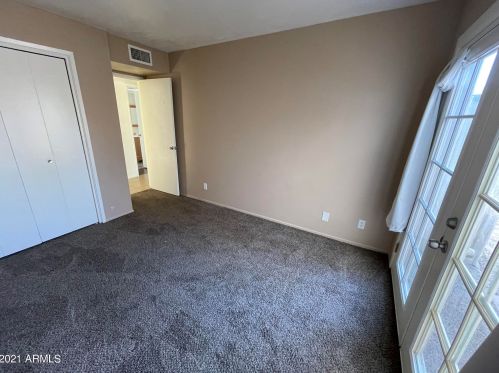 16023 25 Dr, Phoenix AZ exterior