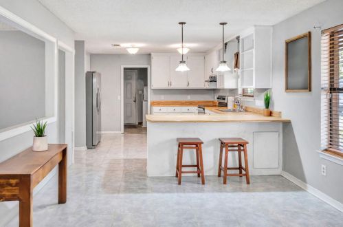 4712 Frontier Rd, Milton FL  32571-1331 exterior