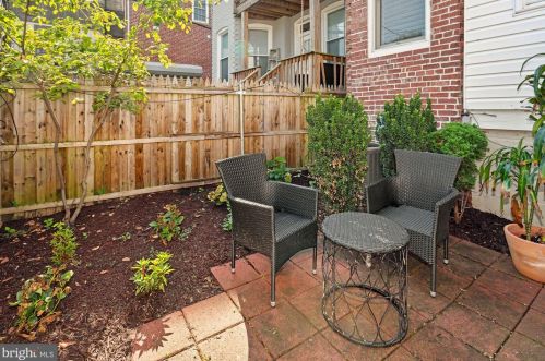 829 Randolph St, Washington DC  20011-5865 exterior