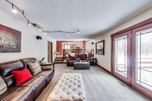 1975 Betty Jane Ct, Saint Paul MN 55109 exterior