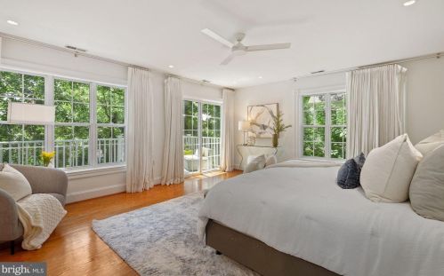 1847 47 Pl, Washington DC 20007-1910 exterior