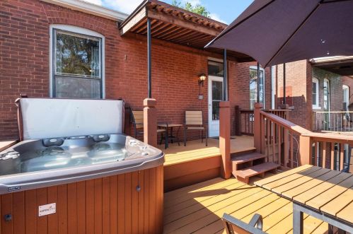 3807 Utah Pl, Saint Louis MO 63116-4832 exterior