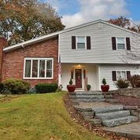 16 Tumelty Rd, Peabody, MA 01960-2510