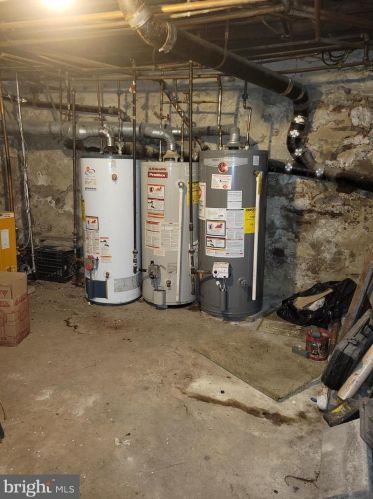 1701 29 St, Philadelphia PA 19132-3001 exterior