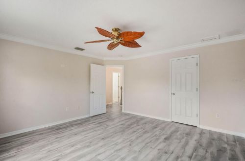 16346 Ashington Park Dr, Tampa FL 33647-2639 exterior