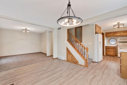 3238 105th St, Milwaukee WI 53222-3325 exterior