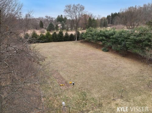 11711 Foreman St, Lowell MI 49331-9032 exterior