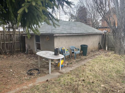 2124 28th St, Milwaukee, WI 53215-2424