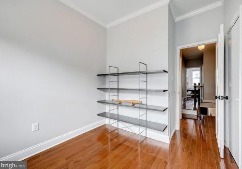 1930 Juniper St, Philadelphia PA 19148-2218 exterior