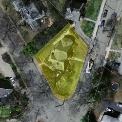 195 Carlton Rd, Newton MA 02468-1825 aerial view