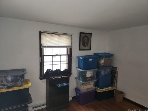 737 Burnham St, Hartford CT 06108-0010 exterior