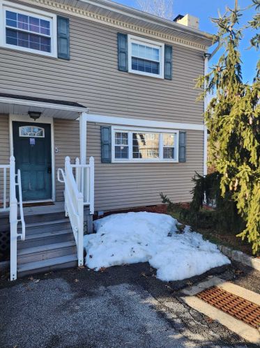 375 Salt Point Tpke, Poughkeepsie NY 12603-1053 exterior