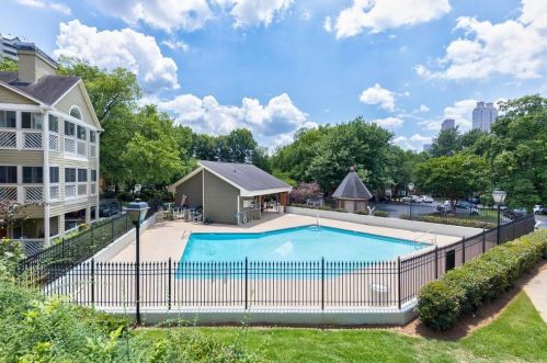 364 Mcgill Pl, Atlanta GA 30312-1069 exterior