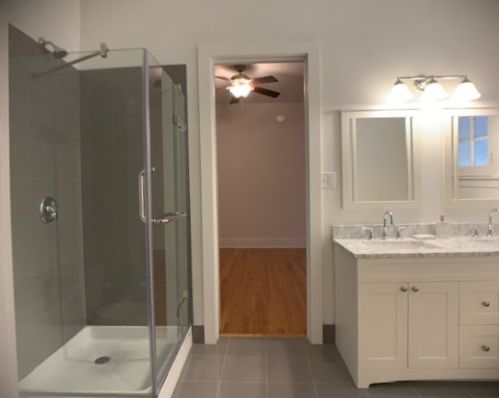 415 Surf St, Chicago IL 60657-6106 exterior