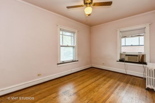 444 Sheridan Rd, Waukegan IL 60085-4018 exterior