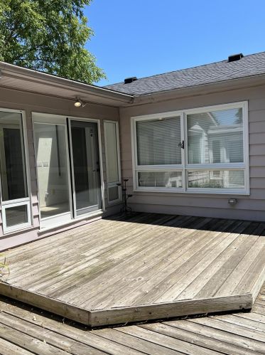 304 Espanola Ave, Kalamazoo MI  49004-1104 exterior