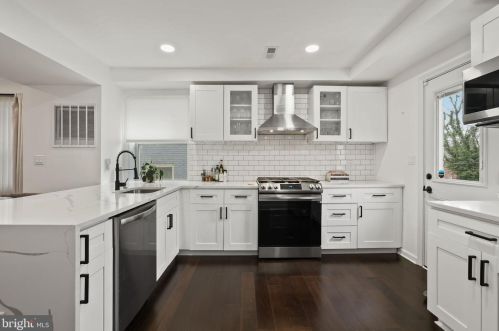 5054 11th St, Washington DC  20017-2848 exterior