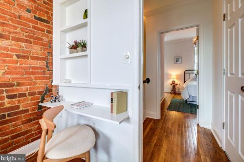 1212 Maryland Ave, Washington DC 20002-5570 exterior