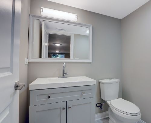 1934 Newport Ave, Chicago IL  60657-1026 exterior