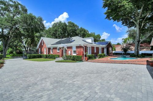 2820 Fountain Blvd, Tampa FL  33609-4012 exterior