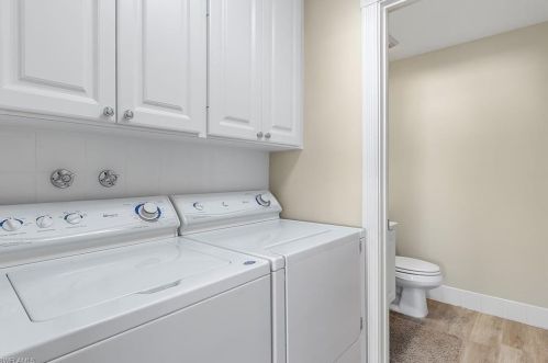 6254 Towncenter Cir, Naples FL 34119-9560 exterior