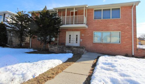 4264 91st St, Milwaukee, WI 53228-2224