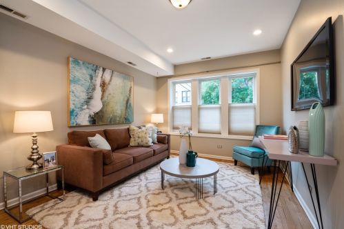 2715 Sawyer Ave, Chicago, IL 60623-4739